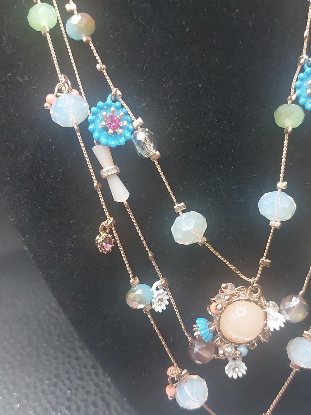 Betsey Johnson Gold Toned Bead And Heart Illusion Three Strand Dainty Necklace - Picture 4 of 14